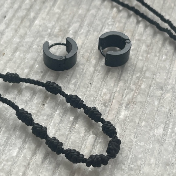 Jewelry Set : Rosary necklace, bracelet & earrings - Picture 5 of 8